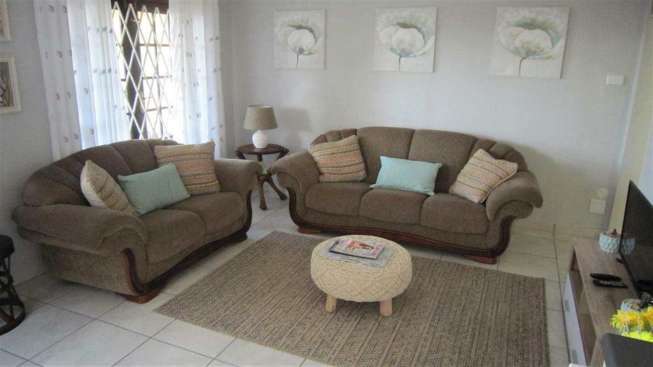 See Rus Self Catering Unit In Westbrook Kzn Private Neat And Cosy Exterior photo